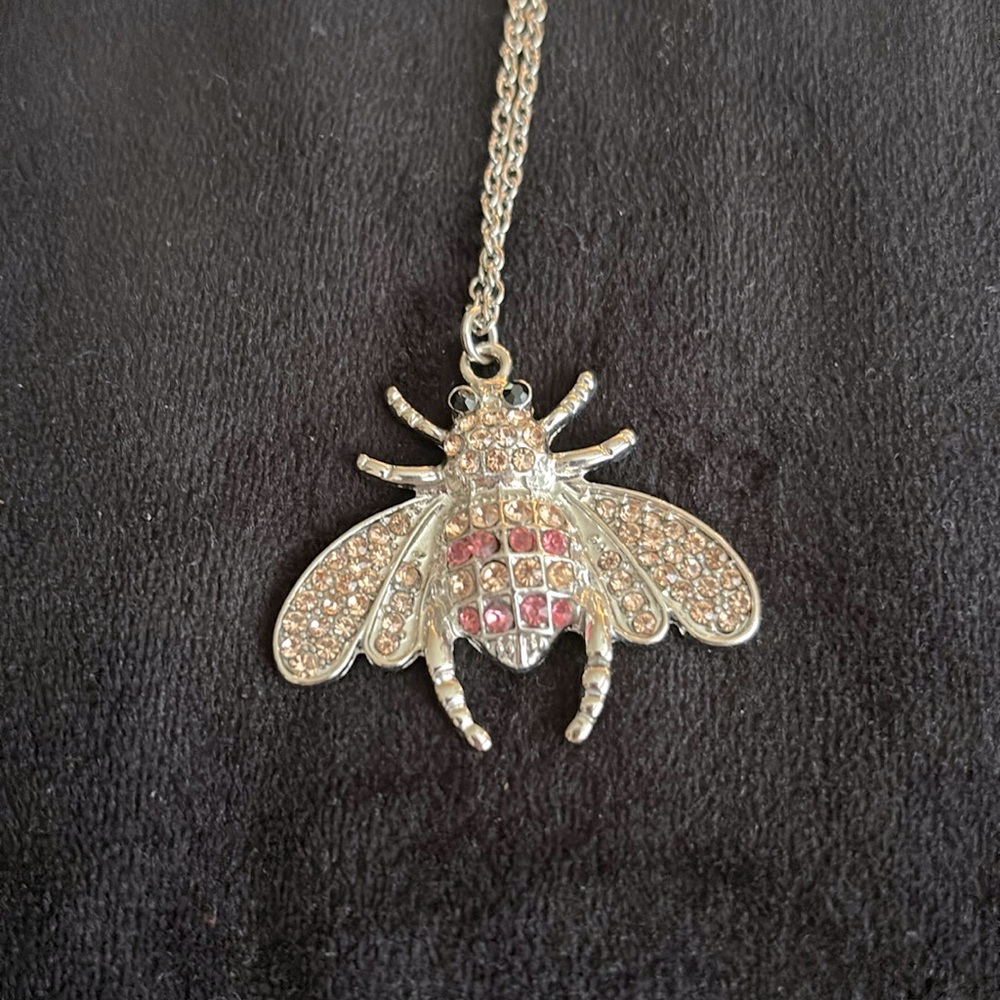Elegant Silver and Pink Bee Pendant Necklace